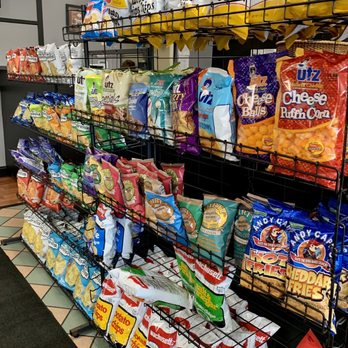 Bushel 'N Peck - Chip selection - Delis Near Me - Worcester, Massachusetts
