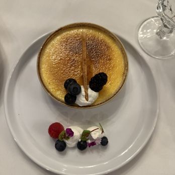 Hy's Steak House - Creme brûlée - Steakhouses Near Me - Honolulu, Hawaii