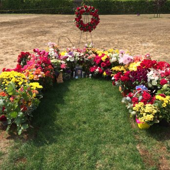 Holyrood Cemetery - David Ishkanov's grave on the 24th of August 2018. - Funeral Services & Cemeteries Near Me - Shoreline, Washington Holyrood Cemetery - David Ishkanov's grave on the 24th of August 2018. - Funeral Services & Cemeteries Near Me - Shoreline, Washington