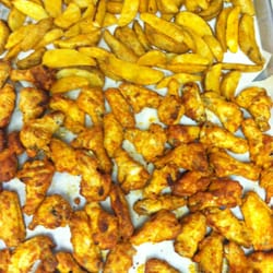Ben's General Store and Deli - Chicken wings & potato wedges..