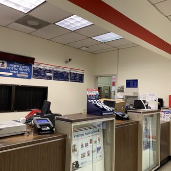 US Post Office - counter. only 1 worker present - Post Offices Near Me - San Francisco, California US Post Office - counter. only 1 worker present - Post Offices Near Me - San Francisco, California
