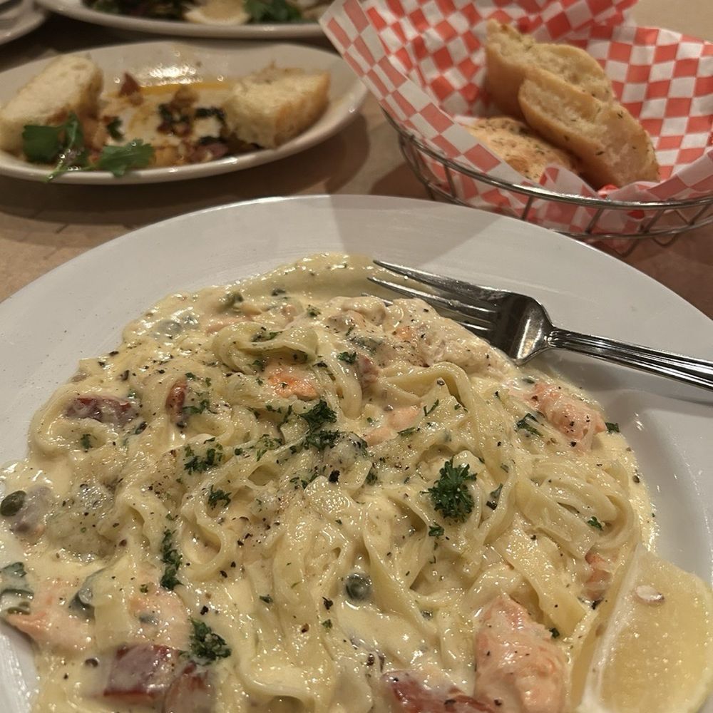 Chinook's - Seafood Near Me - Seattle, Washington Chinook's - Seafood Near Me - Seattle, Washington