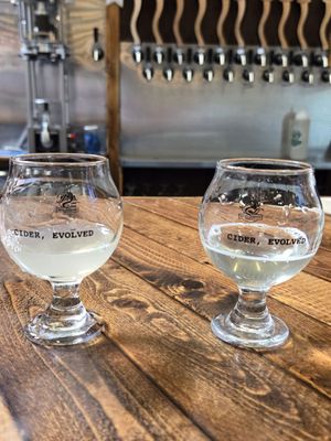 Serpentine Cider & Smokehouse by null