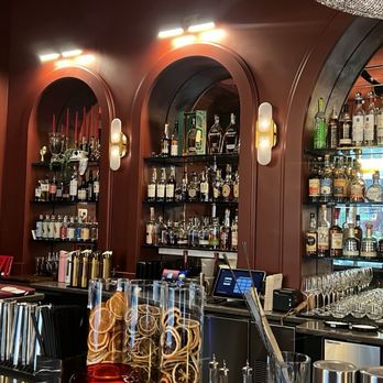 Encore - Cocktail Bars Near Me - Cleveland, Ohio
