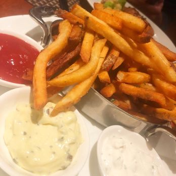 Dettera Wine Restaurant & Bar - Fries with all the sauces - New American Near Me - Ambler, Pennsylvania