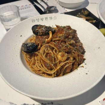 Lasung House - Seafood Tomato Spaghetti (Spicy) - Korean Near Me - Los Angeles, California
