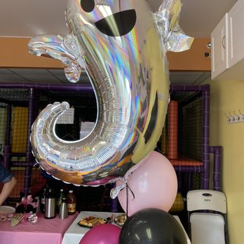 Sabrina's Play Studio - Decorations - Venues & Event Spaces Near Me - Woodside, New York