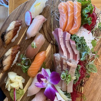 Tokyo House Restaurant - Sushi Bars Near Me - Everett, Washington