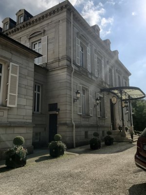 Hotel "Belle Epoque" by null