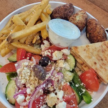 Ilios Crafted Greek - Greek Near Me - Davidson, North Carolina Ilios Crafted Greek - Greek Near Me - Davidson, North Carolina