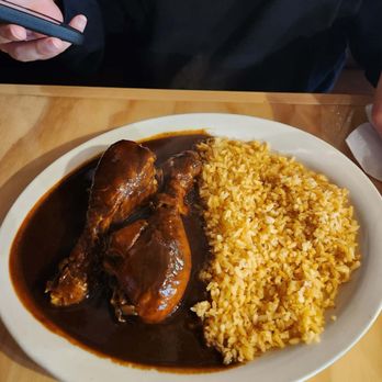 Restaurant Huauchinango - Mole Poblano - Mexican Near Me - Tempe, Arizona