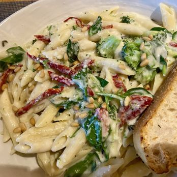 Drift Kitchen & Bar - Hutchinson Shores Resort - Vegetable pasta - Seafood Near Me - Jensen Beach, Florida