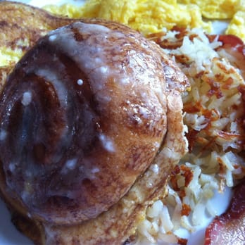Pantry Restaurant - The famous cinnamon roll French toast! - American Near Me - Green Mountain Falls, Colorado Pantry Restaurant - The famous cinnamon roll French toast! - American Near Me - Green Mountain Falls, Colorado