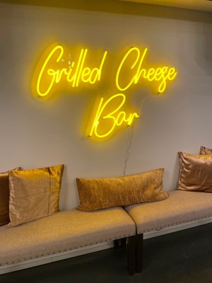 Grilled Cheese Bar by null