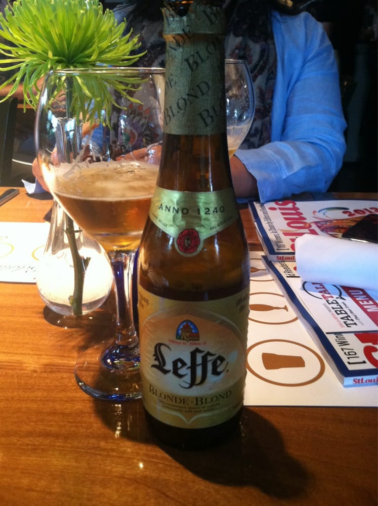 Tabletslk Eith Chef Max Crask At Tripel Logo