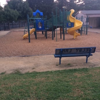 Adelante Selby Spanish Immersion School - Play structure - Elementary Schools Near Me - Atherton, California Adelante Selby Spanish Immersion School - Play structure - Elementary Schools Near Me - Atherton, California