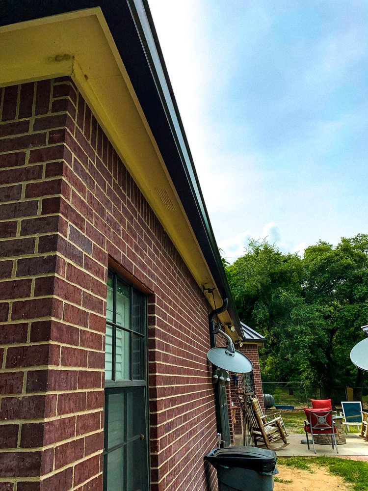 Slide of Vantage Roofing