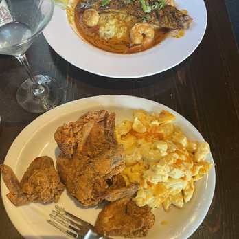 Morrow's - Fried chicken, mac and cheese, red fish yeah - Cajun/Creole Near Me - New Orleans, Louisiana