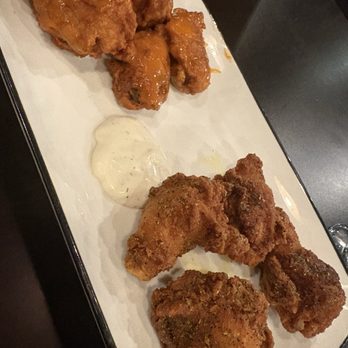 VJ's Bar & Burger - Lemon pepper and buffalo chicken wings - Bars Near Me - Sacramento, California VJ's Bar & Burger - Lemon pepper and buffalo chicken wings - Bars Near Me - Sacramento, California