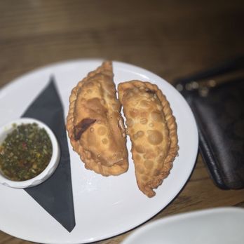 Cuts Steakhouse - Steak empinadas - Steakhouses Near Me - Atlanta, Georgia
