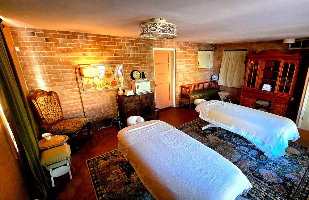 Tucson Massage Company Logo