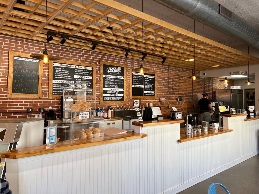 ABBOTT’S FROZEN CUSTARD 46 Photos & 36 Reviews 119 E Poinsett St