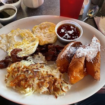 Arcade Restaurant - French Toast Breakfast Plate - Diners Near Me - Memphis, Tennessee Arcade Restaurant - French Toast Breakfast Plate - Diners Near Me - Memphis, Tennessee