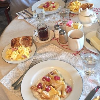 Avery House - A+ on breakfast! - Bed & Breakfast Near Me - Galena, Illinois Avery House - A+ on breakfast! - Bed & Breakfast Near Me - Galena, Illinois