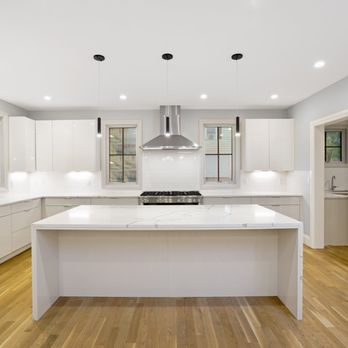 Select Marble and Granite - Calacatta Classic Quartz - Building Supplies Near Me - Everett, Massachusetts