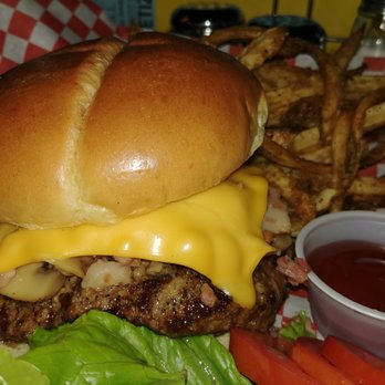 Helen's JAD - The Northlander! - Dive Bars Near Me - North Kansas City, Missouri