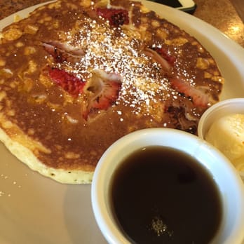 Bill's Cafe - Frosted flake and strawberry pancake - American Near Me - San Jose, California