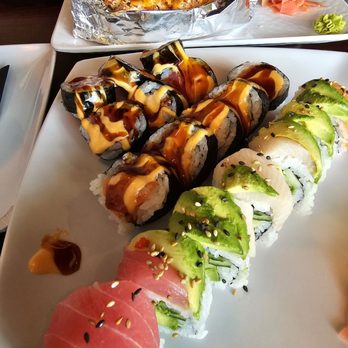 Rock N Roll Sushi - VIP, rainbow, salmon, tuna rolls - Sushi Bars Near Me - Spring, Texas