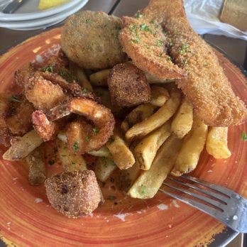 Doc's Seafood & Steaks - Seafood lover - Seafood Near Me - Corpus Christi, Texas