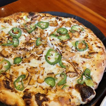 Moose's Tooth - Spicy Chicken Picante (Small) - Pizza Near Me - Anchorage, Alaska