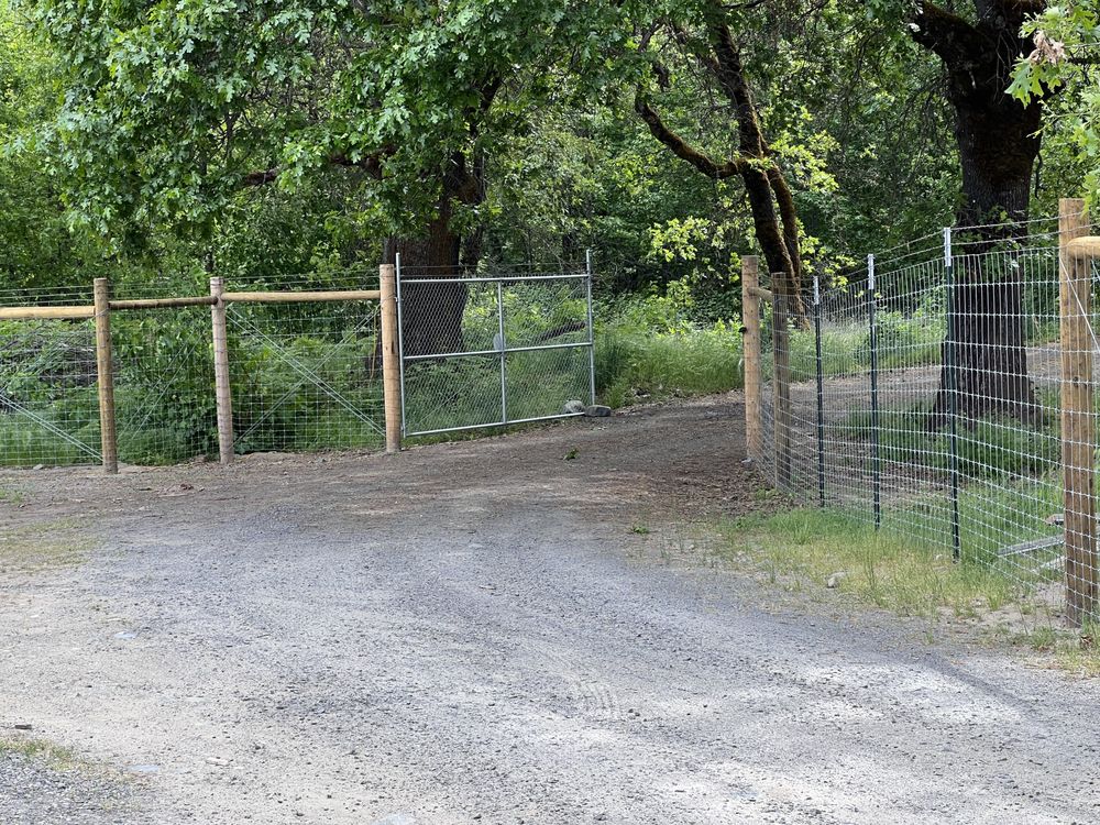 PRESTIGE FENCING Updated August 2024 Medford, Oregon Fences