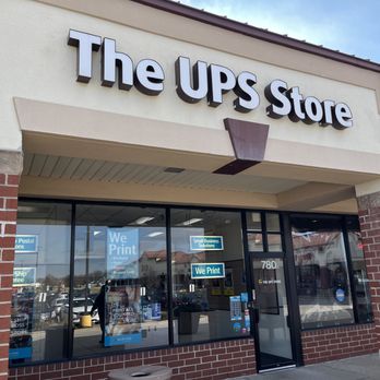 The UPS Store - Outside view - Shipping Centers Near Me - Carol Stream, Illinois
