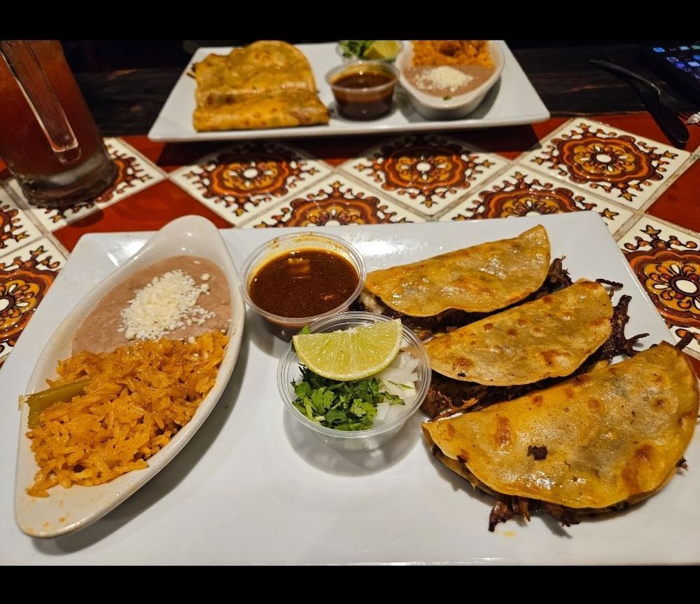 Mexicali Cantina Grill - South Windsor