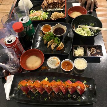 Sen Dai Sushi - Sen Dai roll, chicken teriyaki bento box. Vegetable gyoza. :P - Japanese Near Me - Milpitas, California Sen Dai Sushi - Sen Dai roll, chicken teriyaki bento box. Vegetable gyoza. :P - Japanese Near Me - Milpitas, California