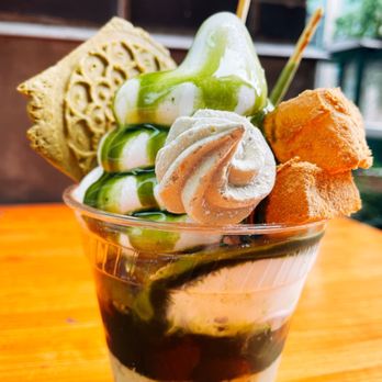 Baiten - Deluxe Matcha Sundae - Desserts Near Me - Seattle, Washington