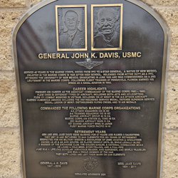 Park Semper Fi - General Davis Bronze Plaque