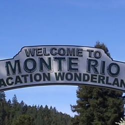 Fern's Market - Fern's is located at the entrance of Monte Rio