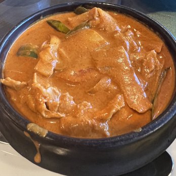 Bhan Mae Vane - Geng Dang (Red Curry) - Thai Near Me - Alameda, California Bhan Mae Vane - Geng Dang (Red Curry) - Thai Near Me - Alameda, California