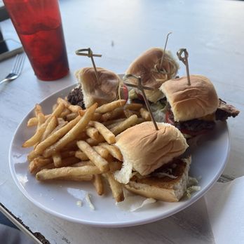The Bulldog - 4 Bacon Cheesy Sliders - Bars Near Me - Indianapolis, Indiana