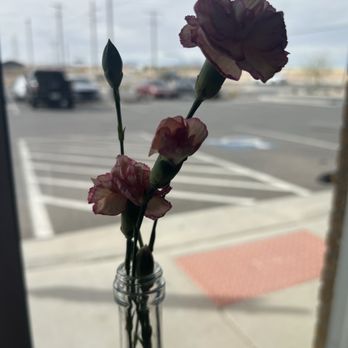La Wheela - Dining room view to parking lot - Bikes Near Me - El Paso, Texas