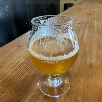 Reuben's Brews -Ballard Brewery & Taproom - Double Crikey IPA - Breweries Near Me - Seattle, Washington Reuben's Brews -Ballard Brewery & Taproom - Double Crikey IPA - Breweries Near Me - Seattle, Washington