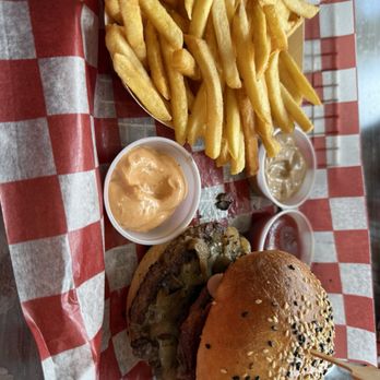 Bad Ass Burgers - Wagyu Burger! All sauces made in house! Buns made fresh in house! Fries cooked in Tallow! - Burgers Near Me - Orlando, Florida Bad Ass Burgers - Wagyu Burger! All sauces made in house! Buns made fresh in house! Fries cooked in Tallow! - Burgers Near Me - Orlando, Florida