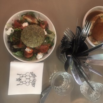 Balls & Glory - Pork meatball with broccoli and parmesan cheese filling. Tasted great, broccoli was not over powering. - Belgian Near Me - Gent, VOV Balls & Glory - Pork meatball with broccoli and parmesan cheese filling. Tasted great, broccoli was not over powering. - Belgian Near Me - Gent, VOV