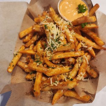 Claws - Garlic Fries 5/5 - Cajun/Creole Near Me - Garden Grove, California