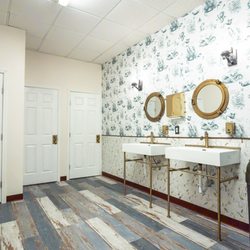 Iron keel Strength and Fitness - Locker Room