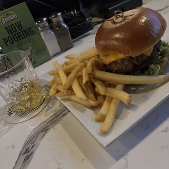 Legends Showcase - Legends burger with Frites Street fries - Cocktail Bars Near Me - Chandler, Arizona Legends Showcase - Legends burger with Frites Street fries - Cocktail Bars Near Me - Chandler, Arizona